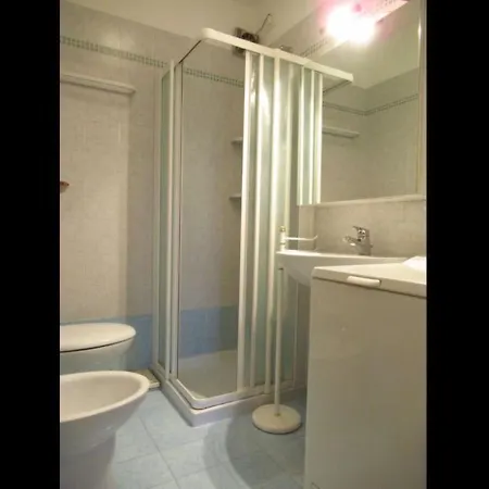 Apartment Cozy Flat In A With Shared Pool Porto Santa Margherita di Caorle