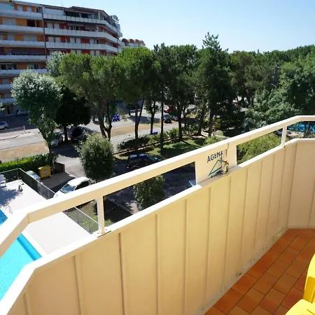 Cozy Flat In A With Shared Pool