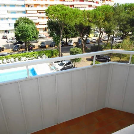 Cozy Flat In A With Shared Pool Apartment *