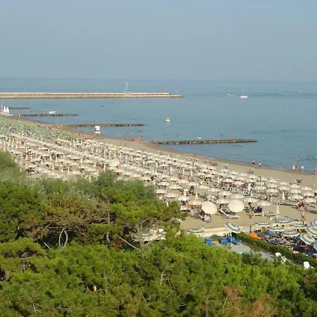 Cozy Flat In A With Shared Pool Porto Santa Margherita di Caorle
