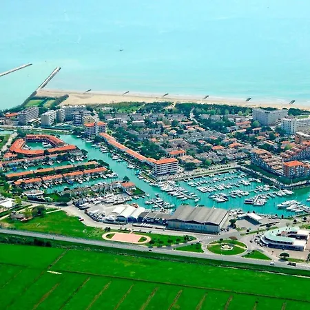 Cozy Flat In A With Shared Pool Porto Santa Margherita di Caorle